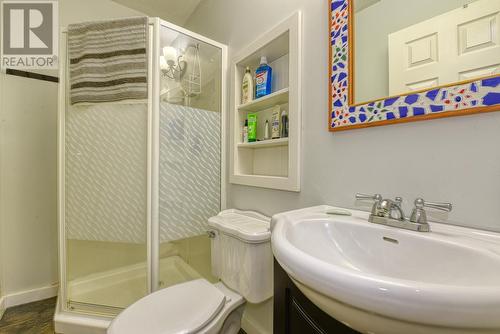 211 Foster Way, Williams Lake, BC - Indoor Photo Showing Bathroom