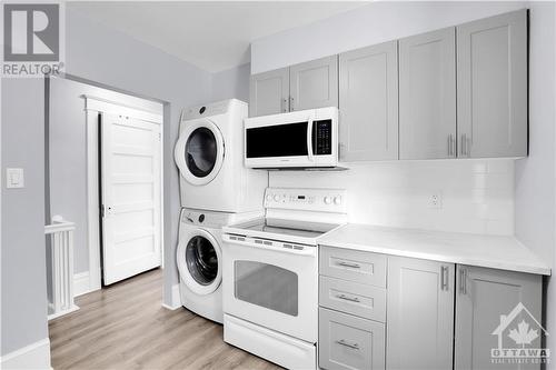 13 Marier Avenue Unit#2, Ottawa, ON - Indoor Photo Showing Laundry Room