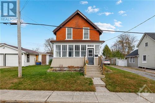 69 Beecher Street, Brockville (810 - Brockville), ON - Outdoor