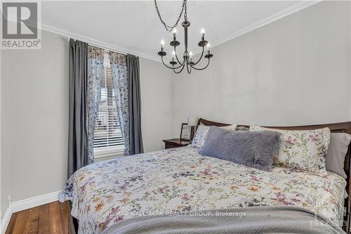 69 Beecher Street, Brockville (810 - Brockville), ON - Indoor Photo Showing Bedroom