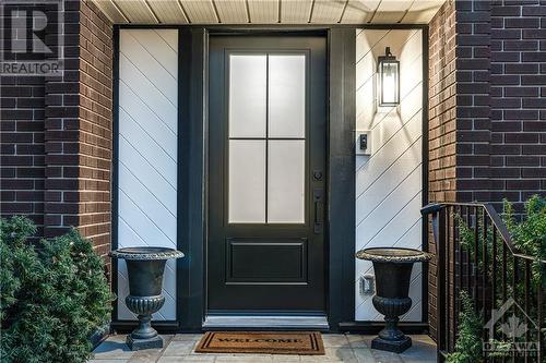 5 Rutherford Crescent, Kanata, ON - Outdoor