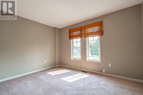 20 Frontier Avenue, Orillia, ON - Indoor Photo Showing Other Room