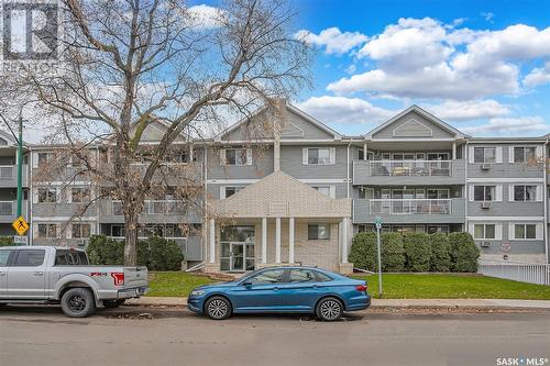 105 910 9Th Street E, Saskatoon, SK - Outdoor With Balcony With Facade