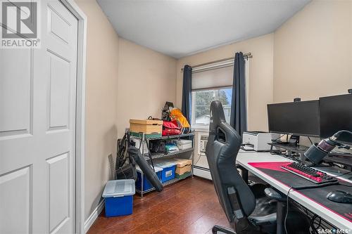 105 910 9Th Street E, Saskatoon, SK - Indoor Photo Showing Office