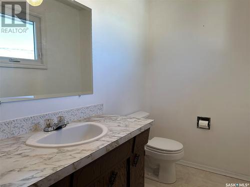 1326 Glendale Street, Moose Jaw, SK - Indoor Photo Showing Bathroom