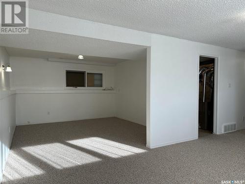 1326 Glendale Street, Moose Jaw, SK - Indoor