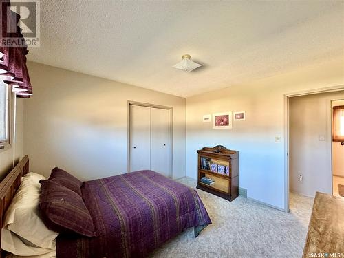 125 Riedel Avenue W, Langenburg, SK - Indoor Photo Showing Bedroom