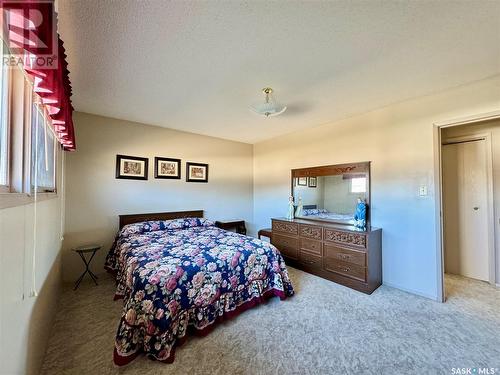 125 Riedel Avenue W, Langenburg, SK - Indoor Photo Showing Bedroom