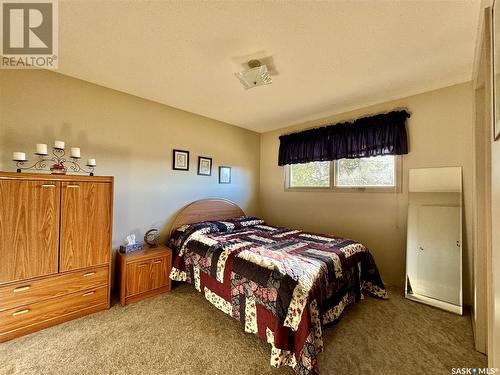 125 Riedel Avenue W, Langenburg, SK - Indoor Photo Showing Bedroom