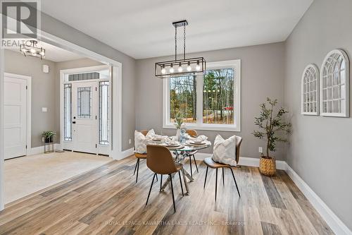 380 Highway 36, Kawartha Lakes (Bobcaygeon), ON - Indoor Photo Showing Dining Room