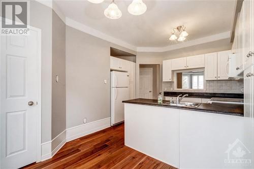 50 Briargate Private Unit#4, Ottawa, ON - Indoor Photo Showing Kitchen