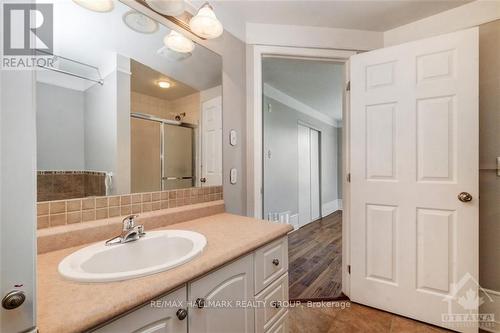 4 - 50 Briargate, Ottawa, ON - Indoor Photo Showing Bathroom