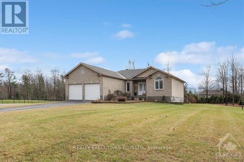 194 Levis Street, Clarence-Rockland, ON - Outdoor