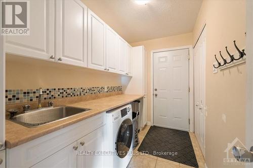 194 Levis Street, Clarence-Rockland, ON - Indoor Photo Showing Laundry Room