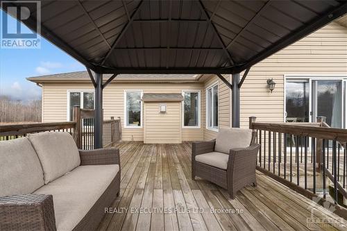 194 Levis Street, Clarence-Rockland, ON - Outdoor With Deck Patio Veranda With Exterior