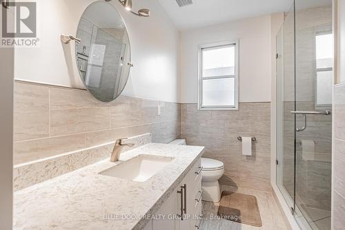 661 O'Connor Drive, Toronto, ON - Indoor Photo Showing Bathroom