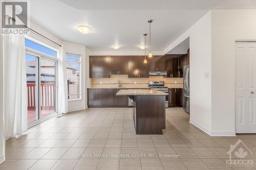 241 Dave Smith Crescent, Ottawa, ON - Indoor Photo Showing Kitchen