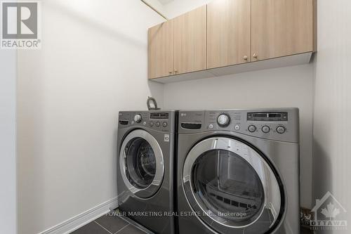 241 Dave Smith Crescent, Ottawa, ON - Indoor Photo Showing Laundry Room