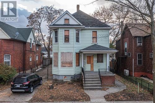 663 Marentette Avenue, Windsor, ON - Outdoor With Facade