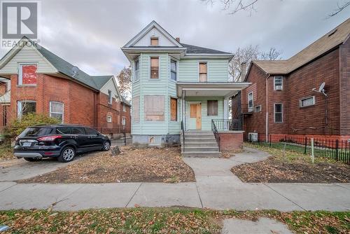 663 Marentette Avenue, Windsor, ON - Outdoor With Facade