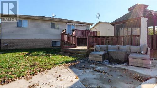 74 Walker Drive, Kingsville, ON - Outdoor With Deck Patio Veranda With Exterior