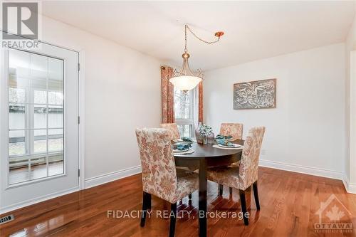 2 Kittansett Court, Ottawa, ON - Indoor Photo Showing Dining Room