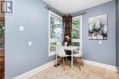 2 Kittansett Court, Ottawa, ON - Indoor