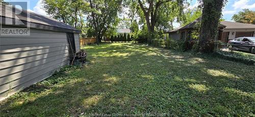 4347 Riverside Drive East, Windsor, ON - Outdoor