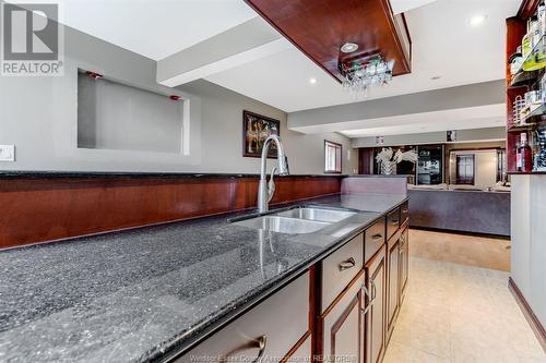 169 Branton Crescent, Tecumseh, ON - Indoor Photo Showing Kitchen With Double Sink