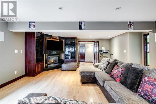 169 Branton Crescent, Tecumseh, ON - Indoor Photo Showing Living Room With Fireplace