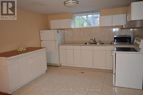 Lower - 342 Wenlock Street, Richmond Hill, ON - Indoor Photo Showing Kitchen With Double Sink