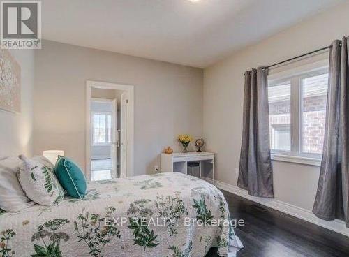 50 Sharonview Crescent, East Gwillimbury, ON - Indoor Photo Showing Bedroom