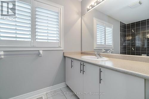 14 Golden Fern Street, Markham, ON - Indoor Photo Showing Bathroom