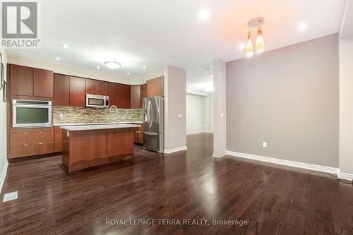 14 Golden Fern Street, Markham, ON - Indoor Photo Showing Kitchen