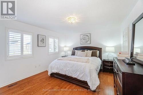 9 Rosario Drive, Vaughan, ON - Indoor Photo Showing Bedroom