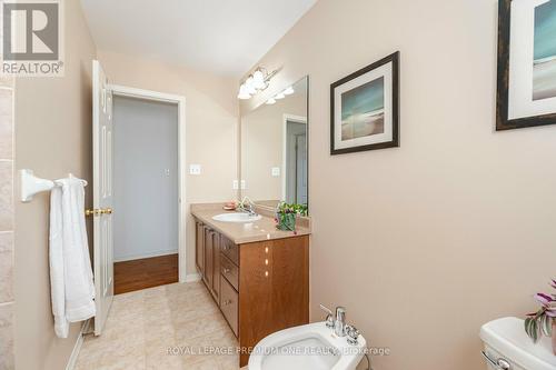 9 Rosario Drive, Vaughan, ON - Indoor Photo Showing Bathroom