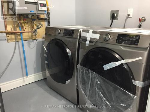 Bsmt - 140 Shady Oaks Avenue, Markham, ON - Indoor Photo Showing Laundry Room