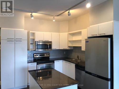 1101 - 37 Galleria Parkway, Markham, ON - Indoor Photo Showing Kitchen With Stainless Steel Kitchen