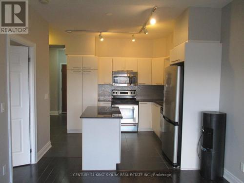 1101 - 37 Galleria Parkway, Markham, ON - Indoor Photo Showing Kitchen With Stainless Steel Kitchen