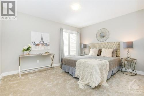 725 Twist Way, Ottawa, ON - Indoor Photo Showing Bedroom