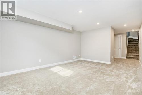 725 Twist Way, Ottawa, ON - Indoor Photo Showing Other Room