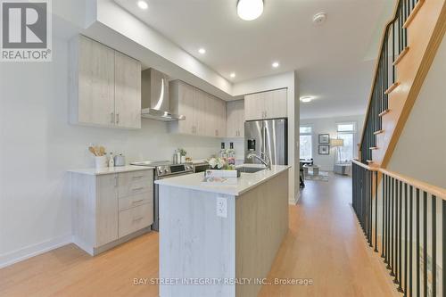 1820 Donald Cousens Parkway, Markham, ON - Indoor Photo Showing Kitchen With Stainless Steel Kitchen With Upgraded Kitchen