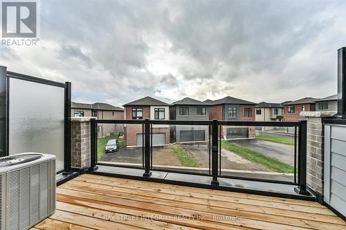 1820 Donald Cousens Parkway, Markham, ON - Outdoor