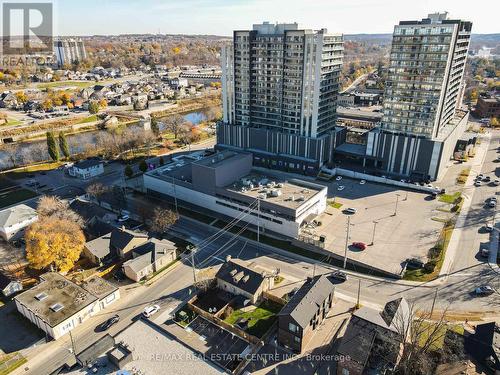 16 - 18 St Andrews Street, Cambridge, ON - Outdoor With View