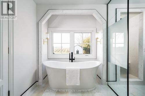 15886 Niagara River Parkway, Niagara-On-The-Lake, ON - Indoor Photo Showing Bathroom