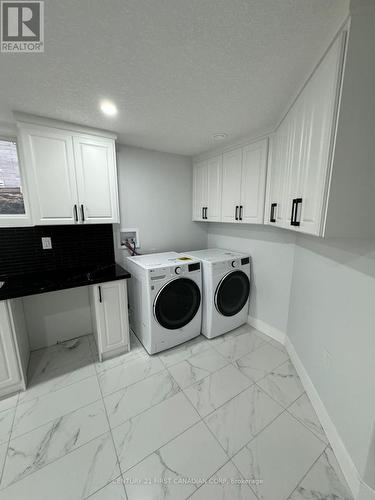 470 Jessica Way Road, London, ON - Indoor Photo Showing Laundry Room