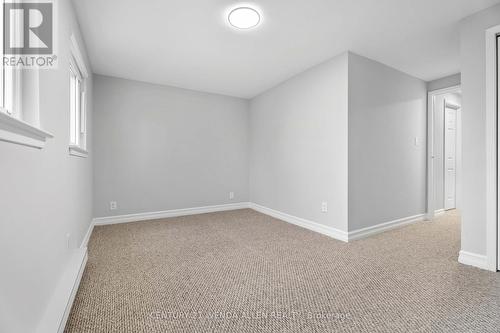 292 Chaleur Avenue, Oshawa, ON - Indoor Photo Showing Other Room