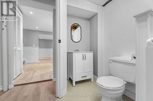 292 Chaleur Avenue, Oshawa, ON - Indoor Photo Showing Bathroom