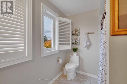 47 Stratton Crescent, Whitby, ON - Indoor Photo Showing Bathroom