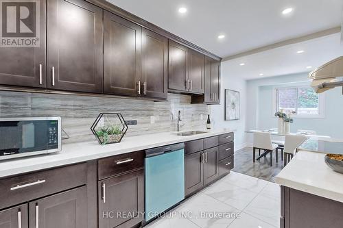 1 - 1000 Bridletowne Circle, Toronto, ON - Indoor Photo Showing Kitchen